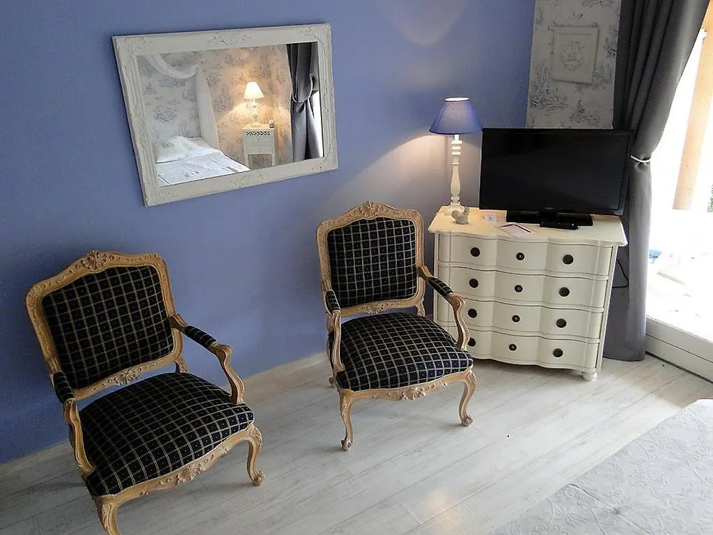Hotel Le Mas D'Helene Crestet
