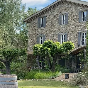 Bed & Breakfast Mas Lou Parpaioun, Crestet